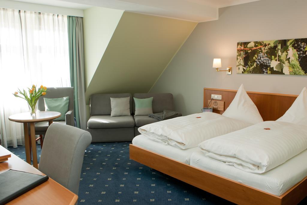 Landhotel Zur Bretzel บาเบนเฮาเซน ห้อง รูปภาพ