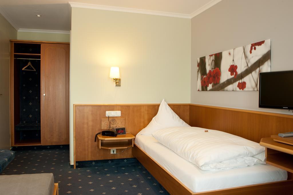 Landhotel Zur Bretzel บาเบนเฮาเซน ห้อง รูปภาพ